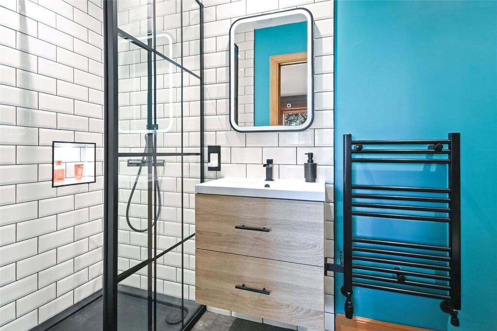 Ensuite