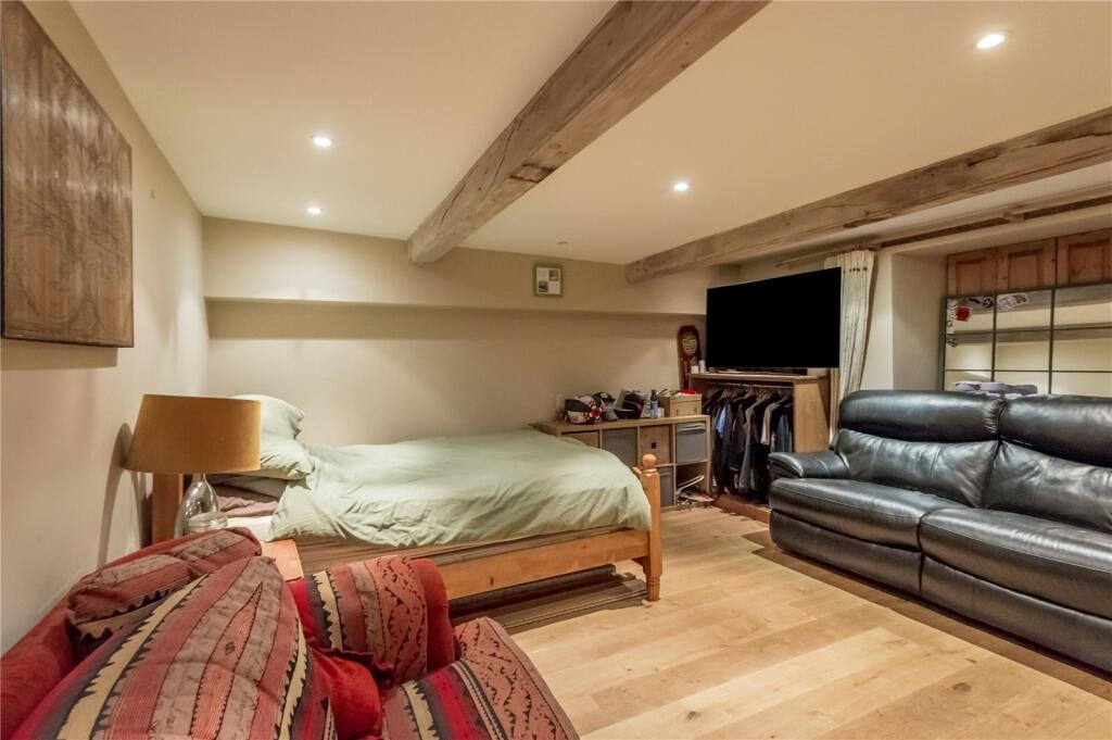 Business Room