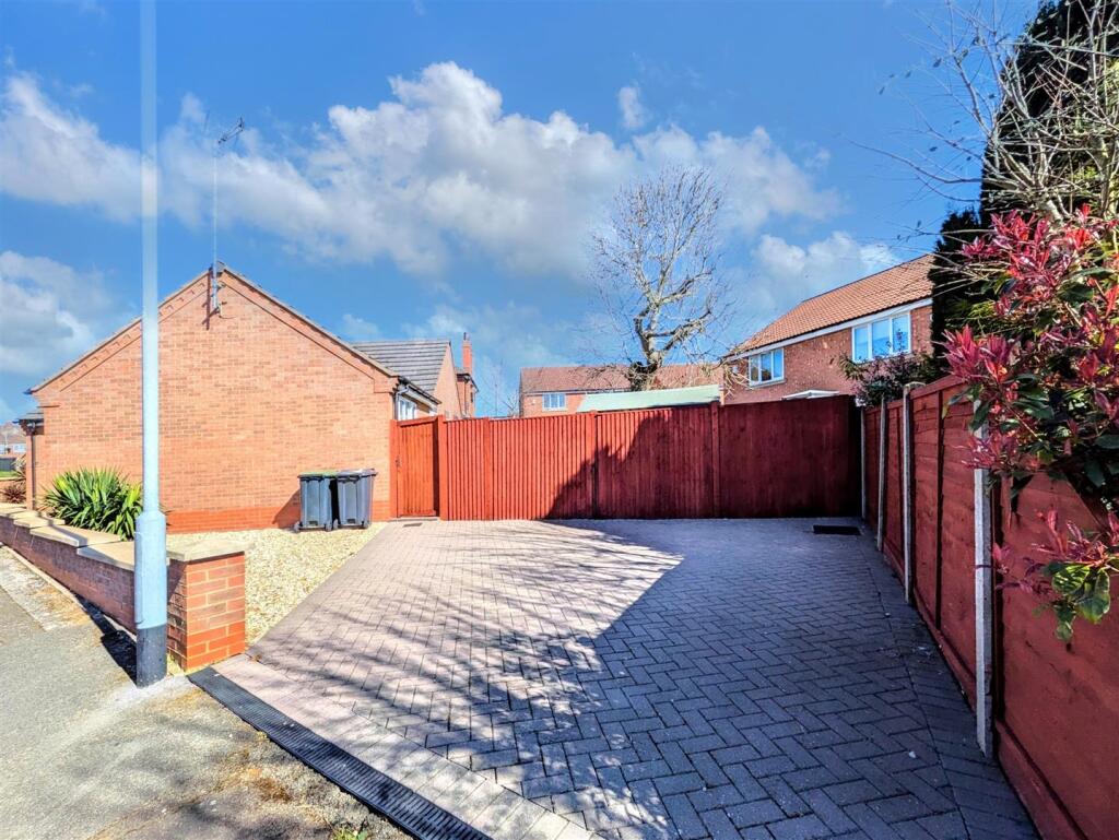 Driveway.jpeg