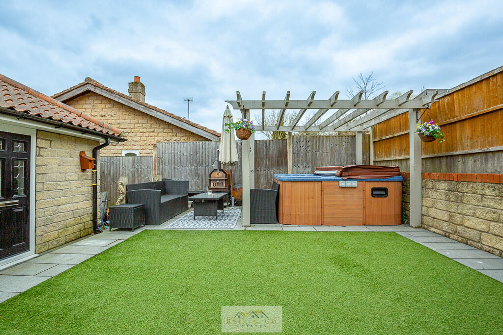 Back garden 1.3