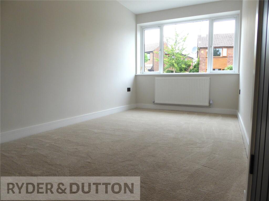 Reception/Bedroom 5