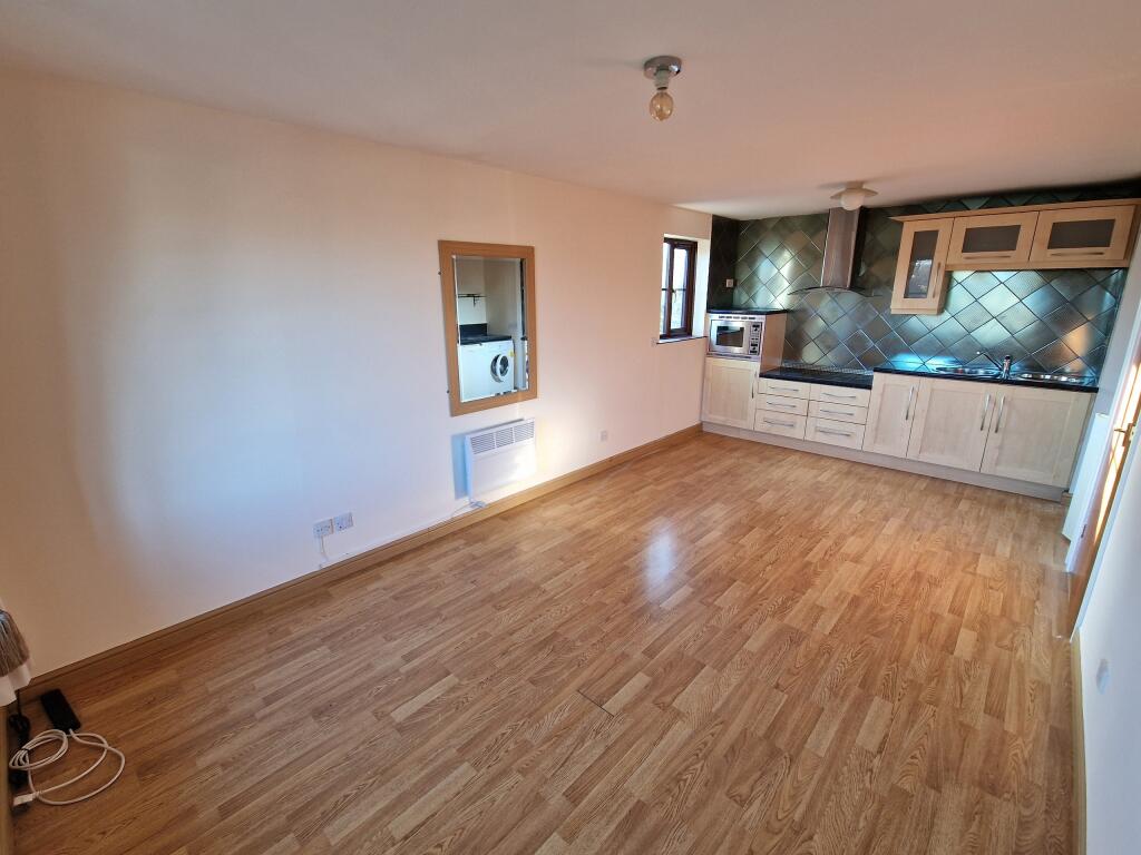 Kitchen-Lounge