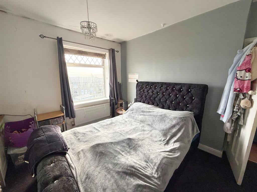 3 bed mid townhouse, Silsden