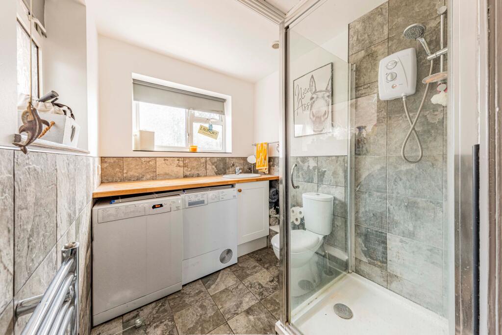 Shower Room (1)