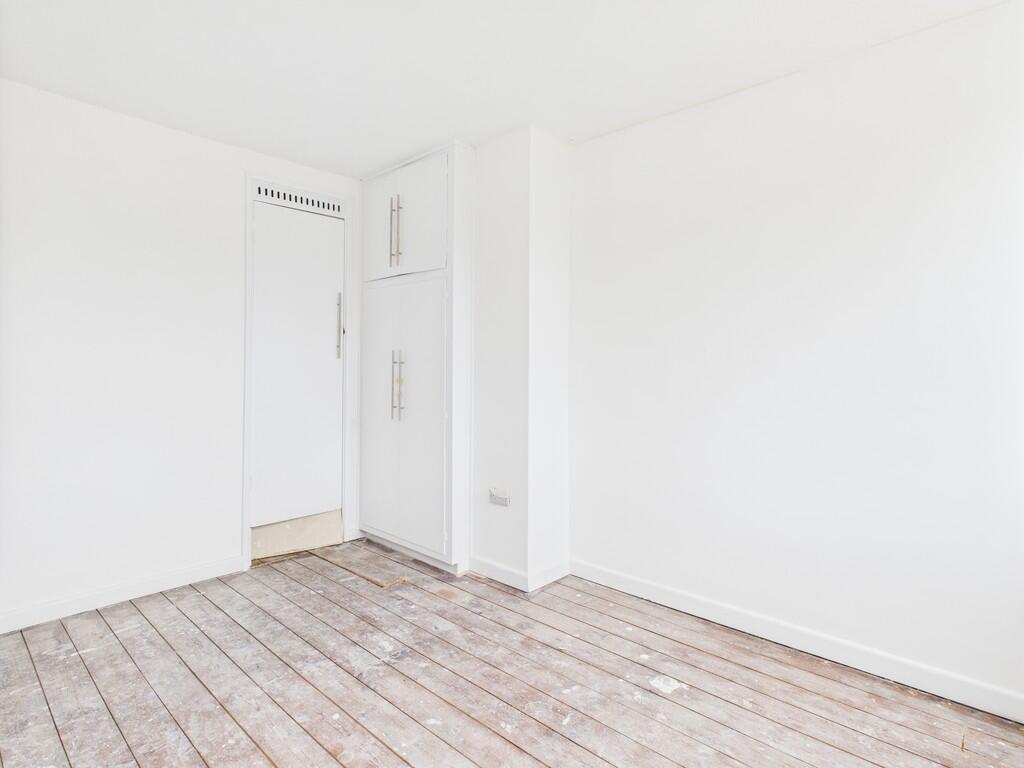 CAM05068G0-PR0044...