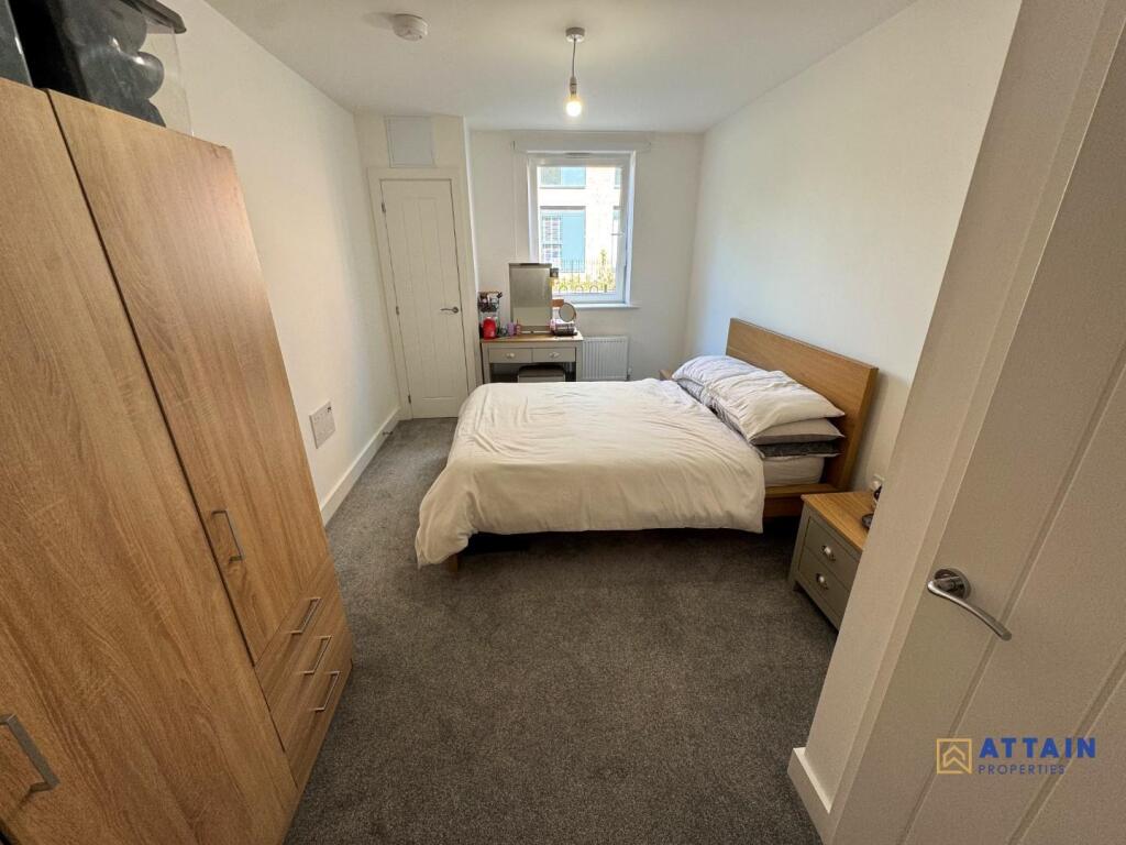 Master Bedroom.jpg