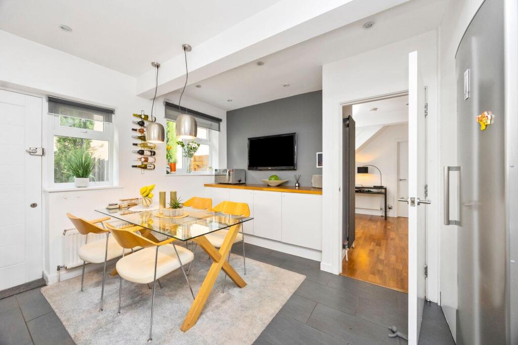 Barn Rise 60 KITCHEN 2.jpeg