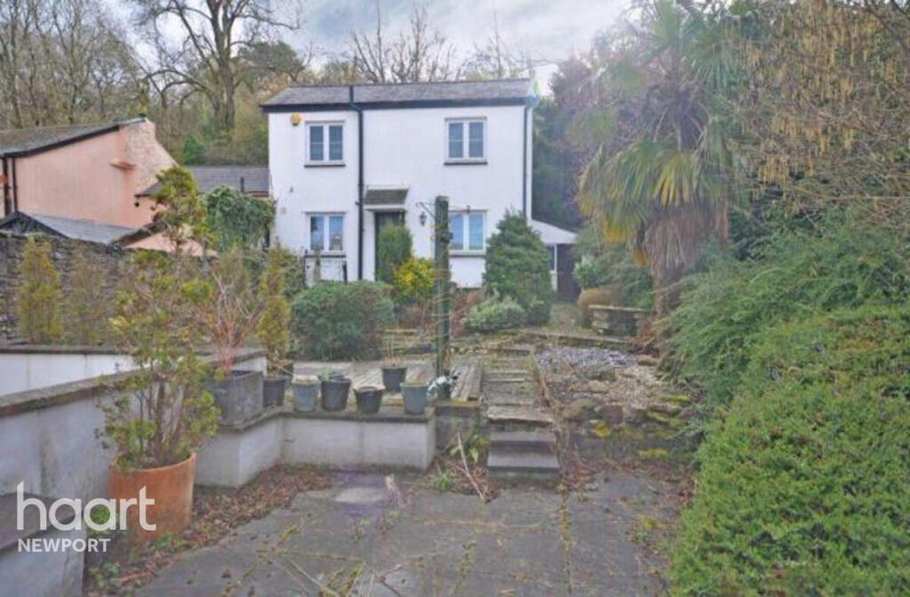 Belmont Hill, Newport