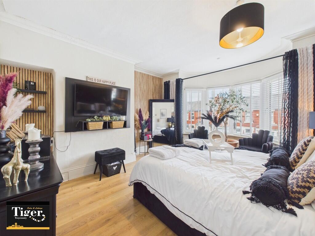 CAM03440G0-PR0311...