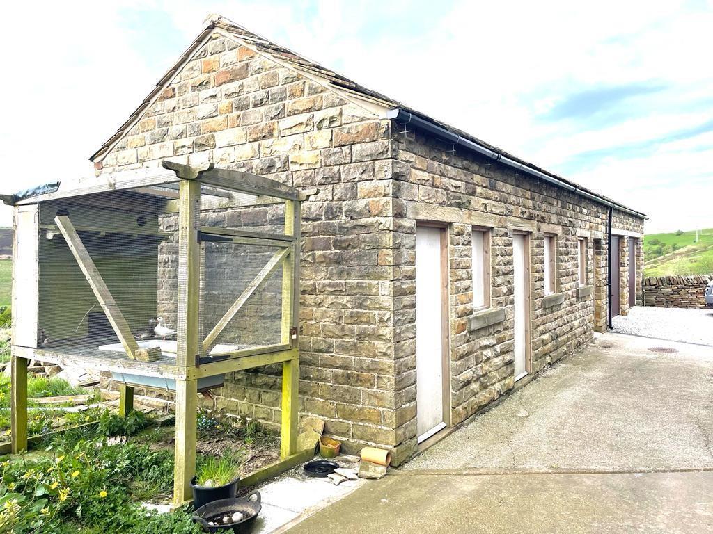 STORE BUILDING