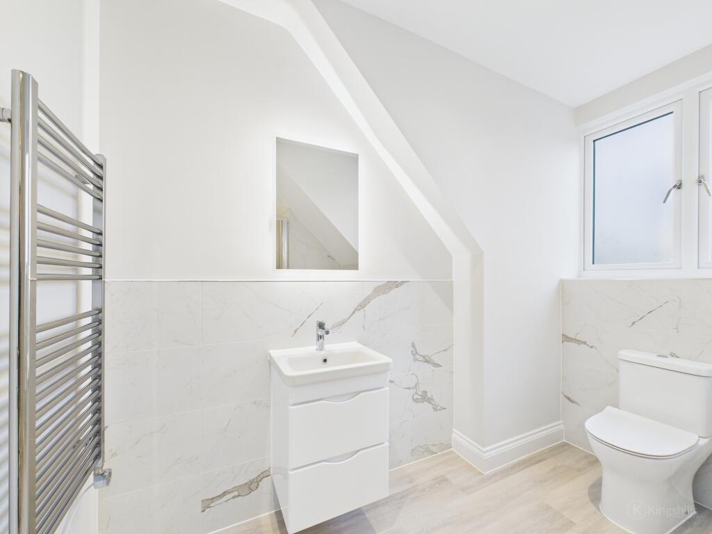 CAM02136G0-PR0499-STILL017