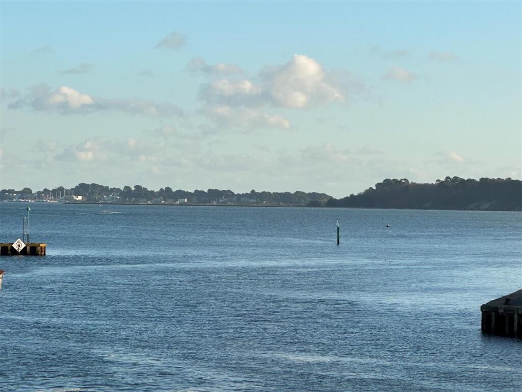 sea.jpg