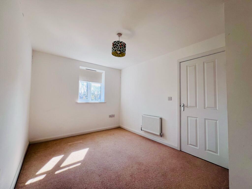 BEDROOM2 (4).jpeg