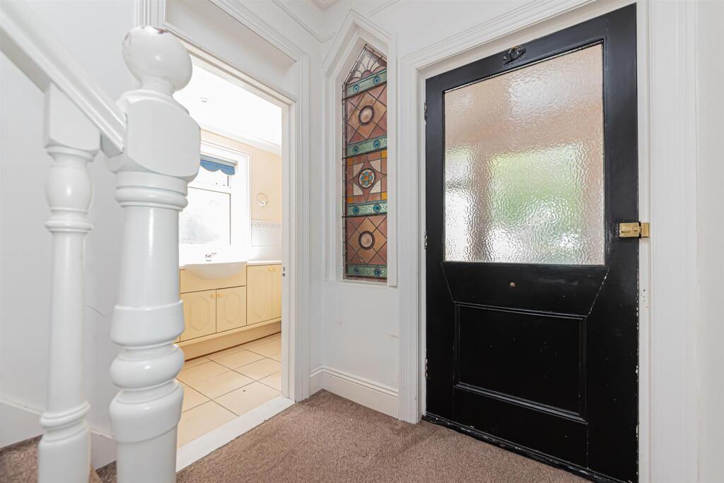 21 Sandhurst Road (5).jpg