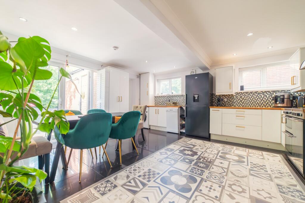 Award Winning CPS HOMES Media team_10