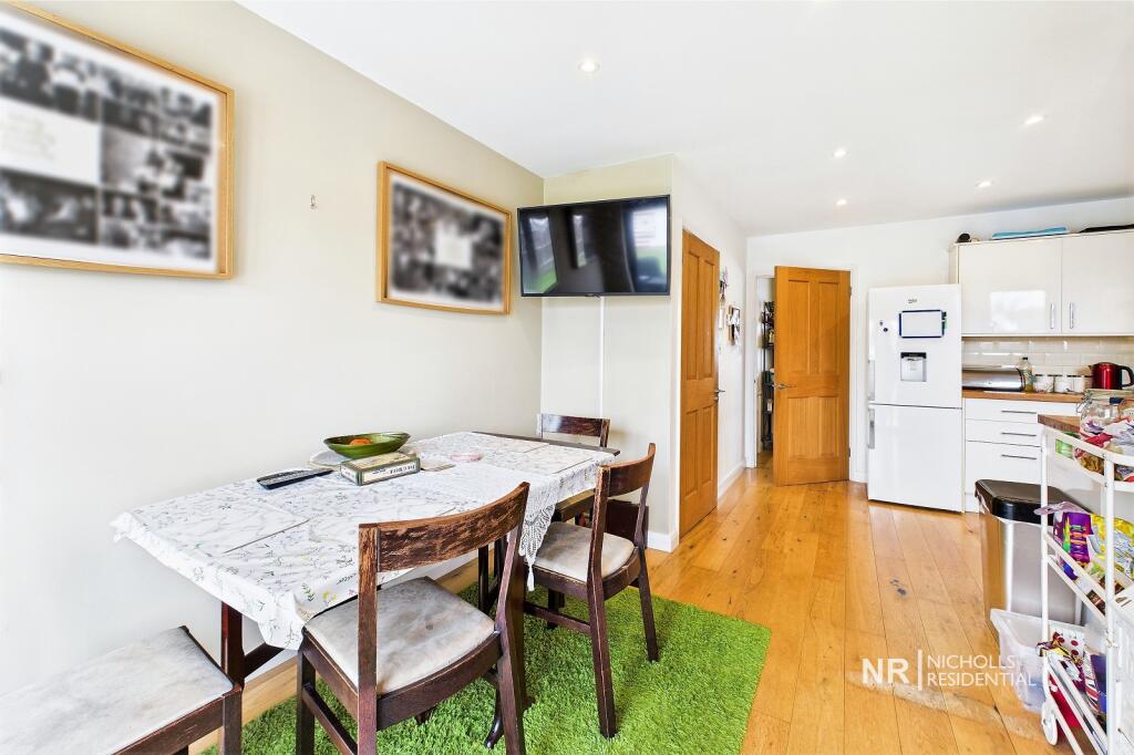 Dining Room Extra Photo