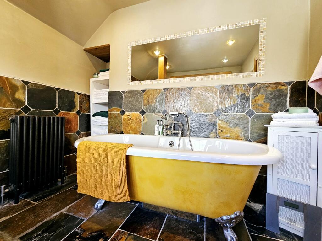 c8fd119a-fada-4aaf-a899-dd94e7e7c732