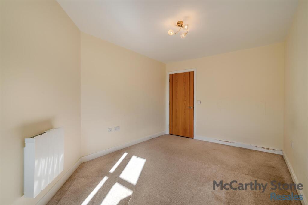 8644454-interior04.jpg