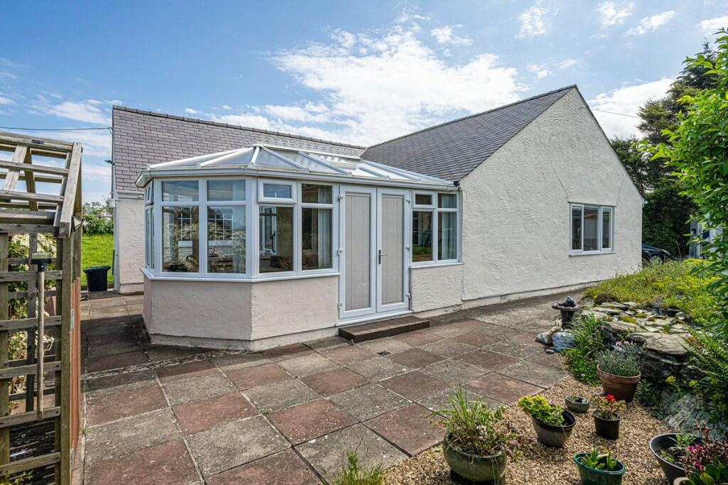 Conservatory patio