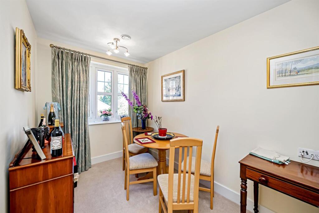 02-807aJPH 28 Swift House Maidenhead-4 (1)-medium.