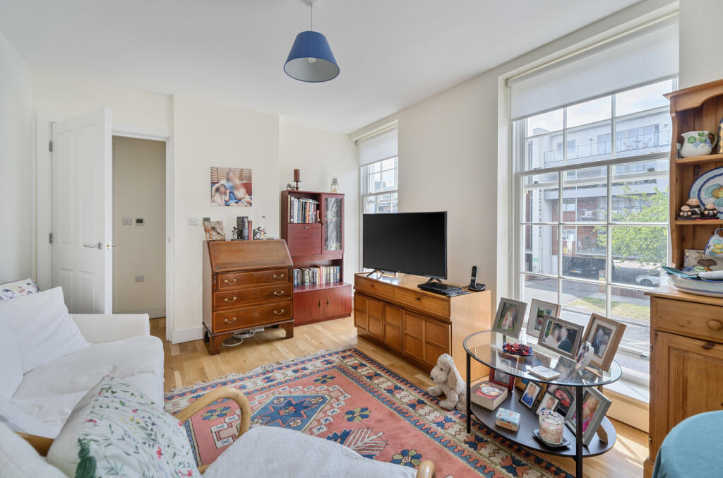 1310144-13-685145...