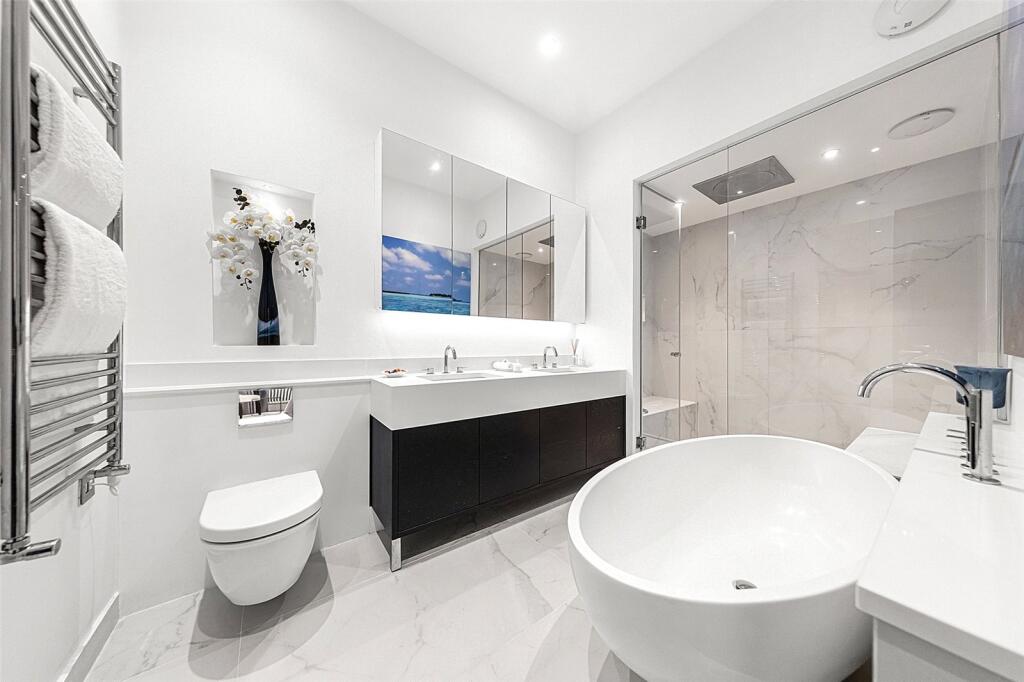 Bathroom &amp; Steam