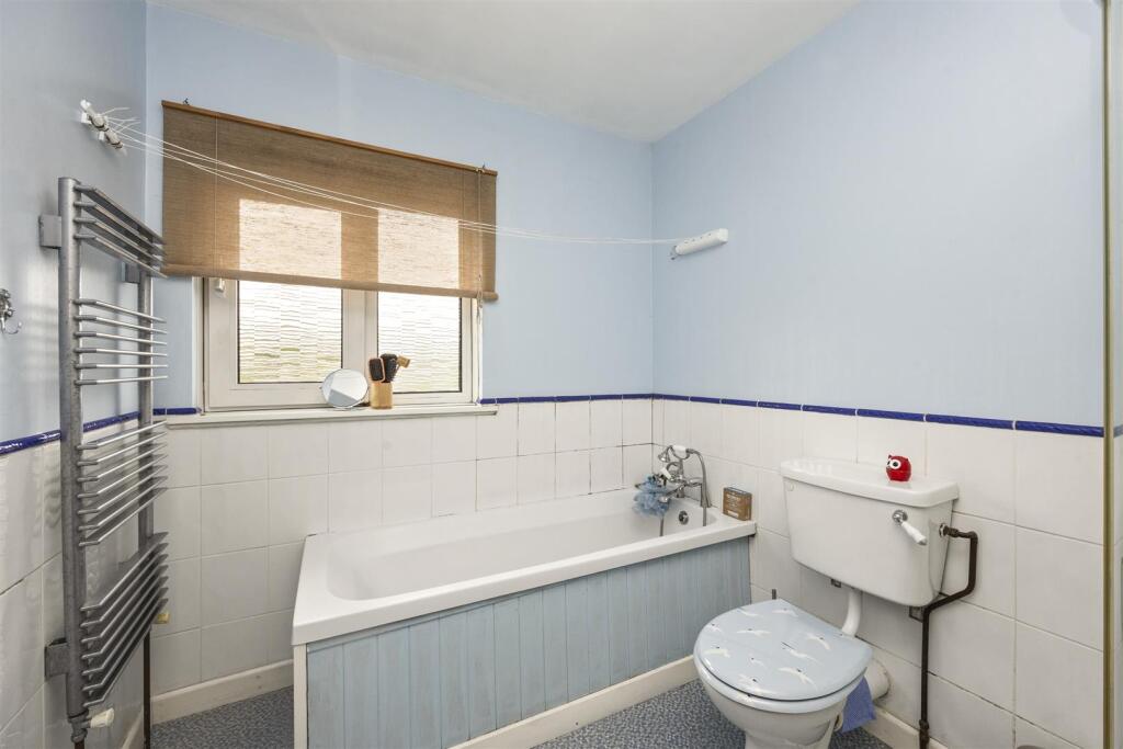 Family Bath/Shower Room