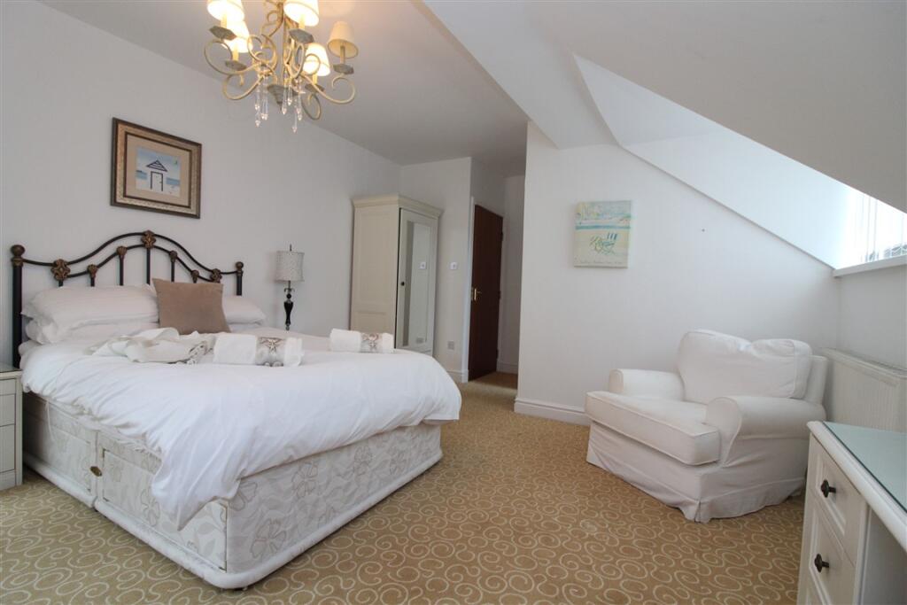 IMG 6814  Medium  T202510021650.jpg