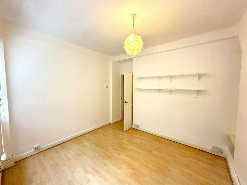 Bedroom 2-2