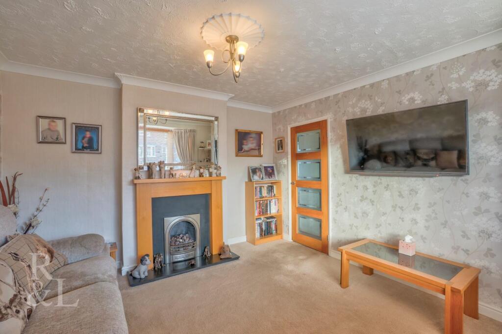 123 Eltham Road (1).jpg