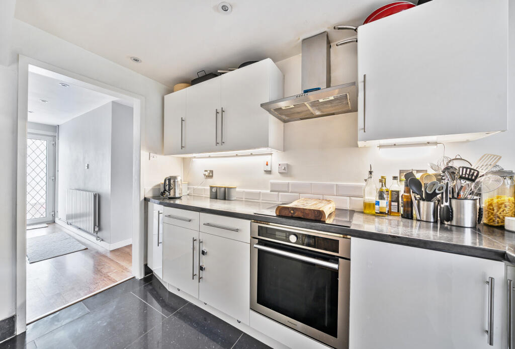 1314772-7-68656b2...