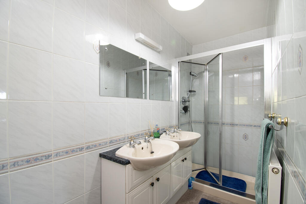 Bedroom 1 En-Suite