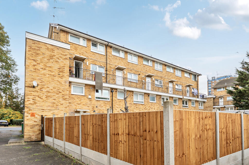 1371893-2-690ca22...