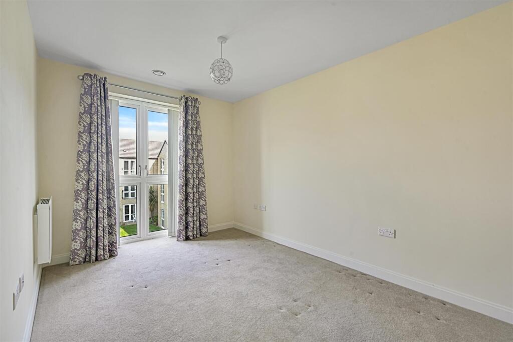 02-1949PHMCS - 43 Brooke Dene Court 007.jpg