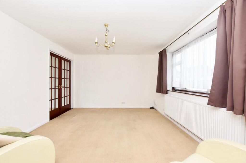 Atterbury Avenue, Leighton Buzzard, LU7 3LE