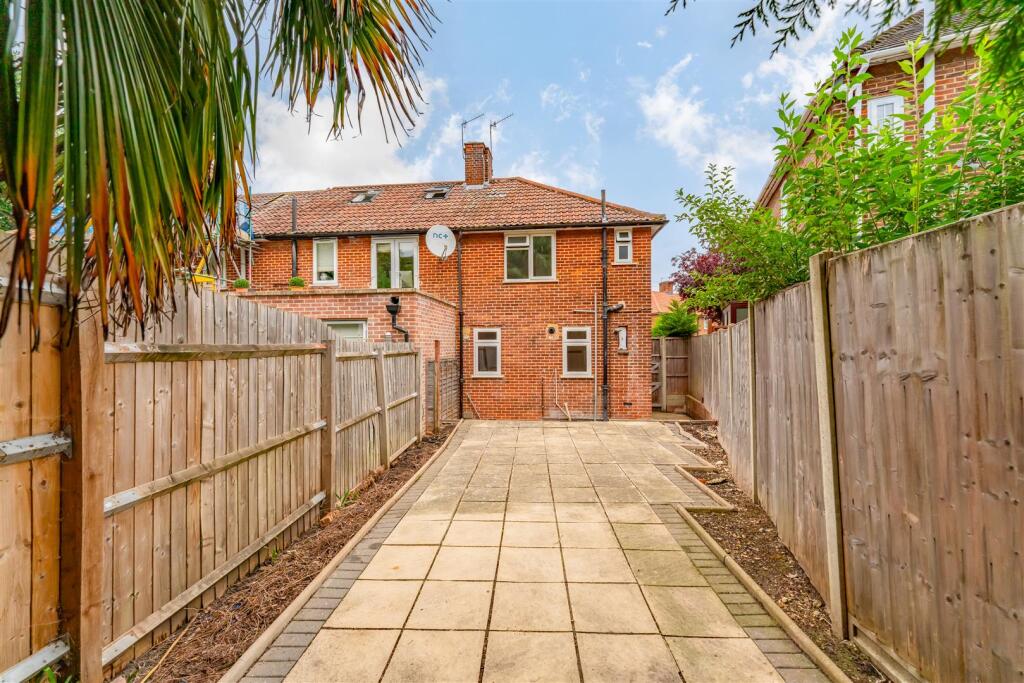 146 Westcott Rear.jpg