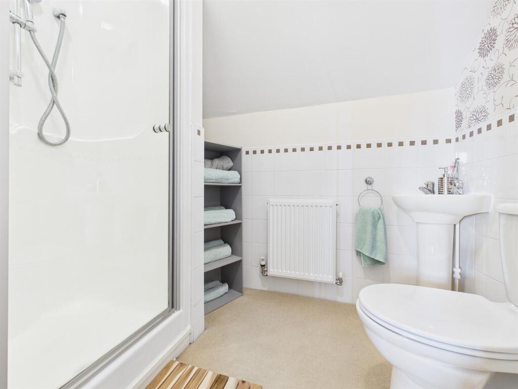 En Suite: