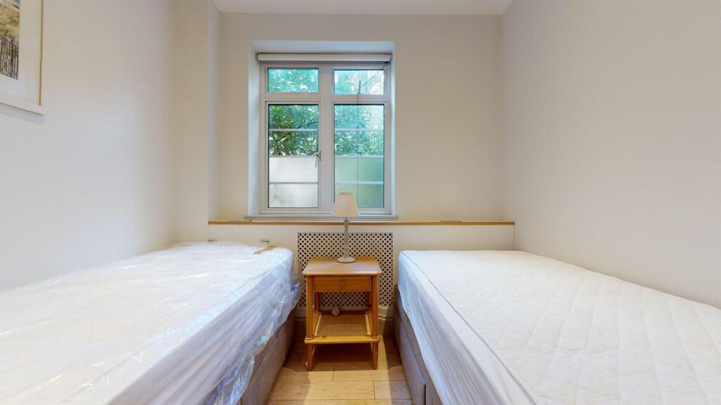 29RCbedroom2.jpg