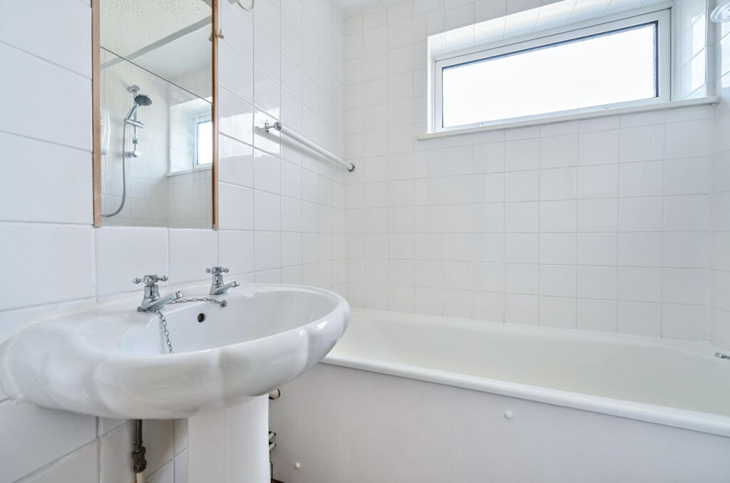 1312243-10-685005...