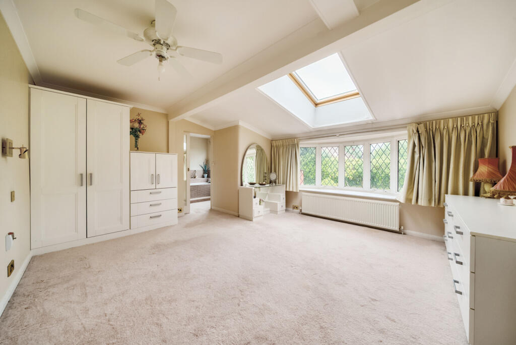 1336074-10-6894e5...