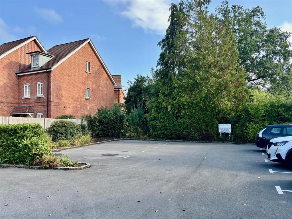 Rear residents parking.jpg