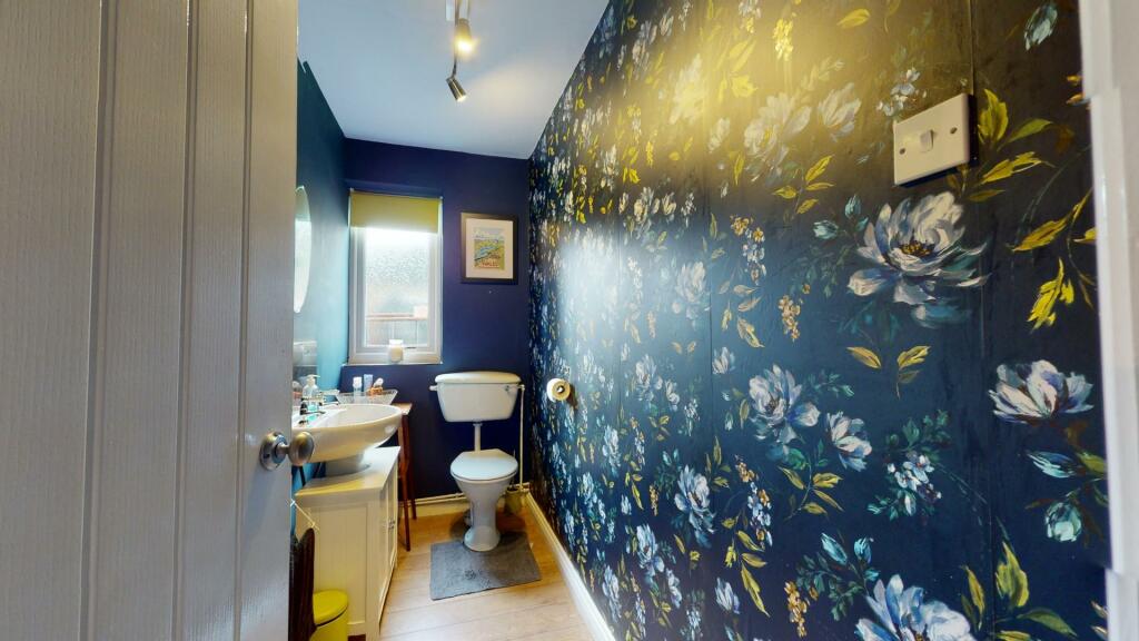 CLOAKROOM