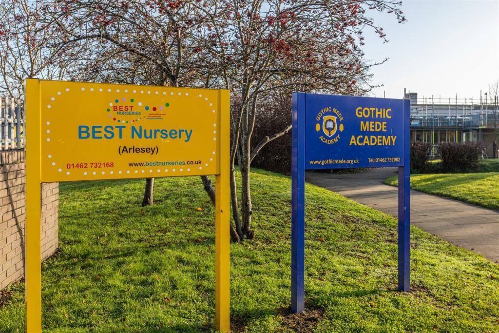 Gothic Mede Lower School