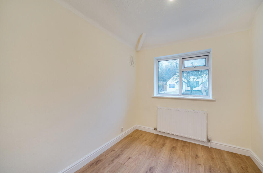 1373831-14-6911f4...