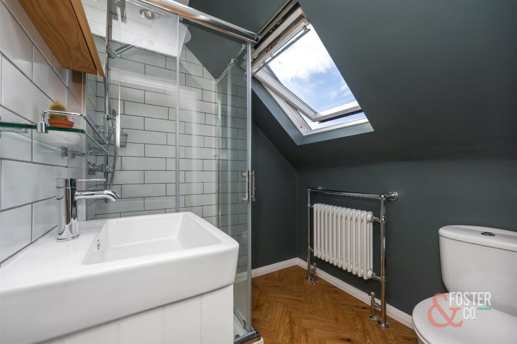 Redhill Drive 21-025.jpg