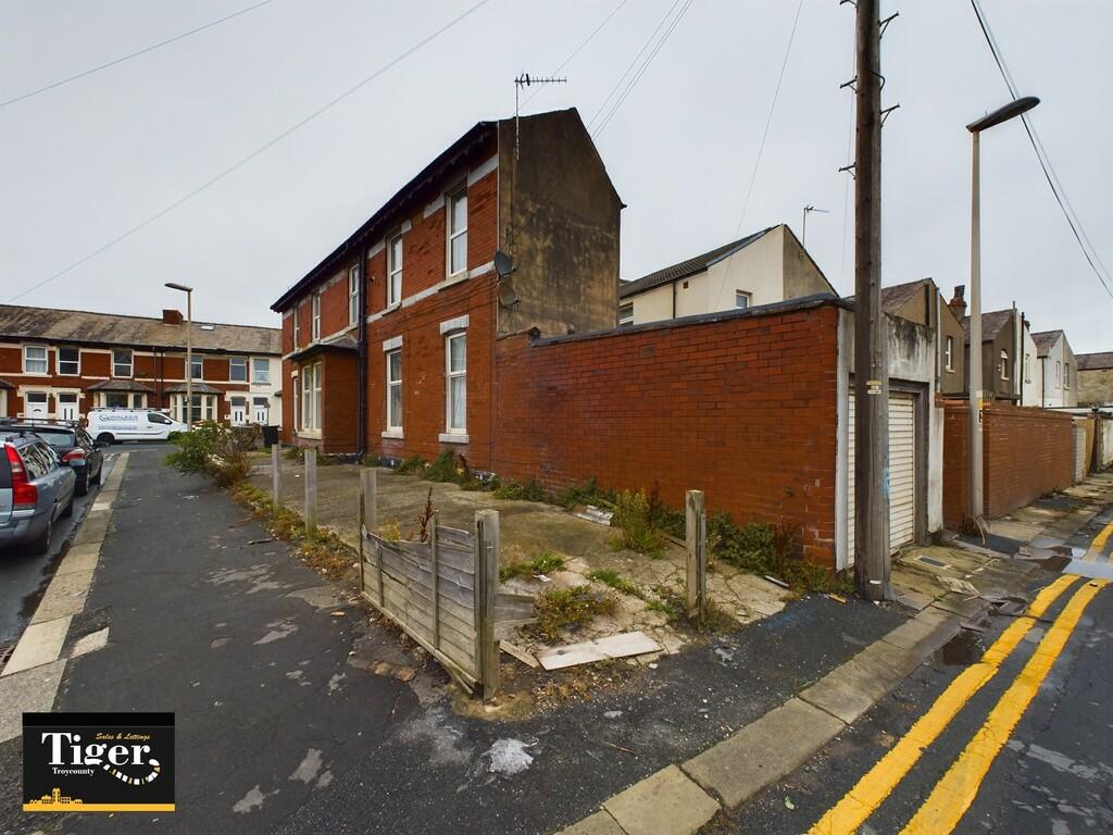 CAM03440G0-PR0157...