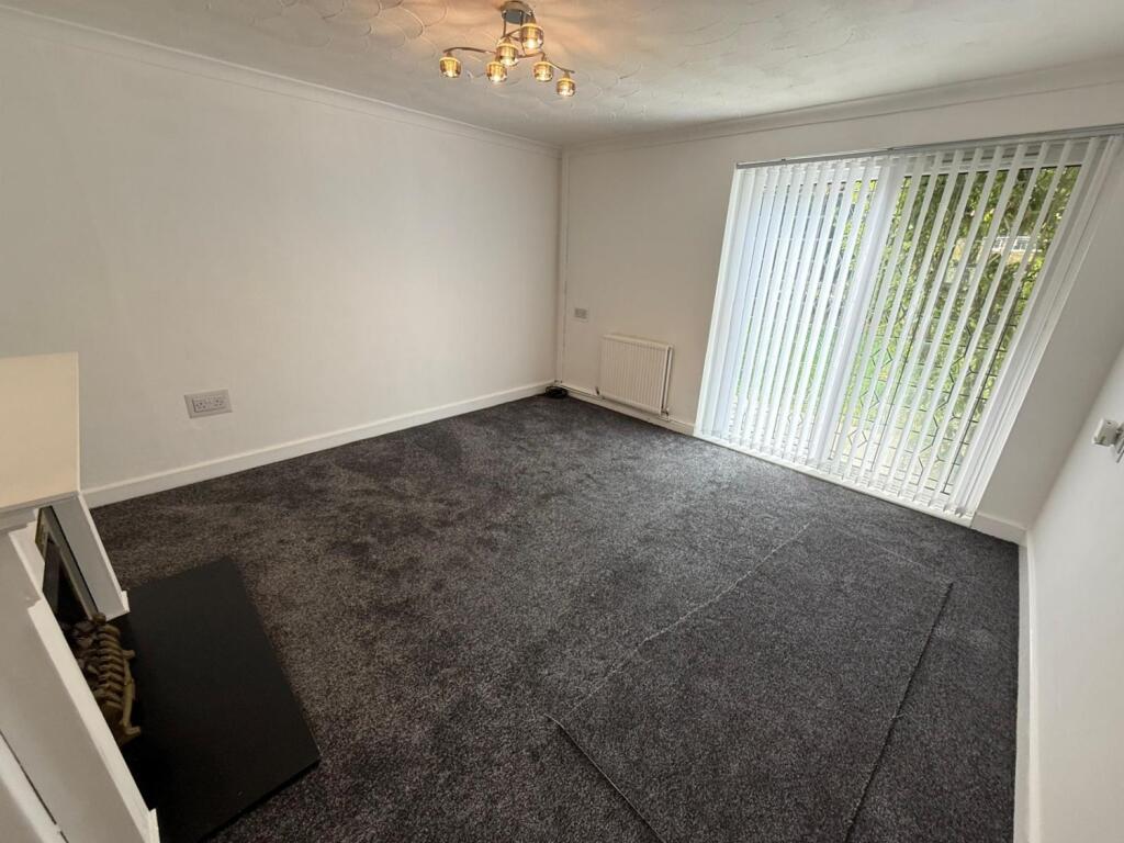 17 Nidd Drive Lounge 1