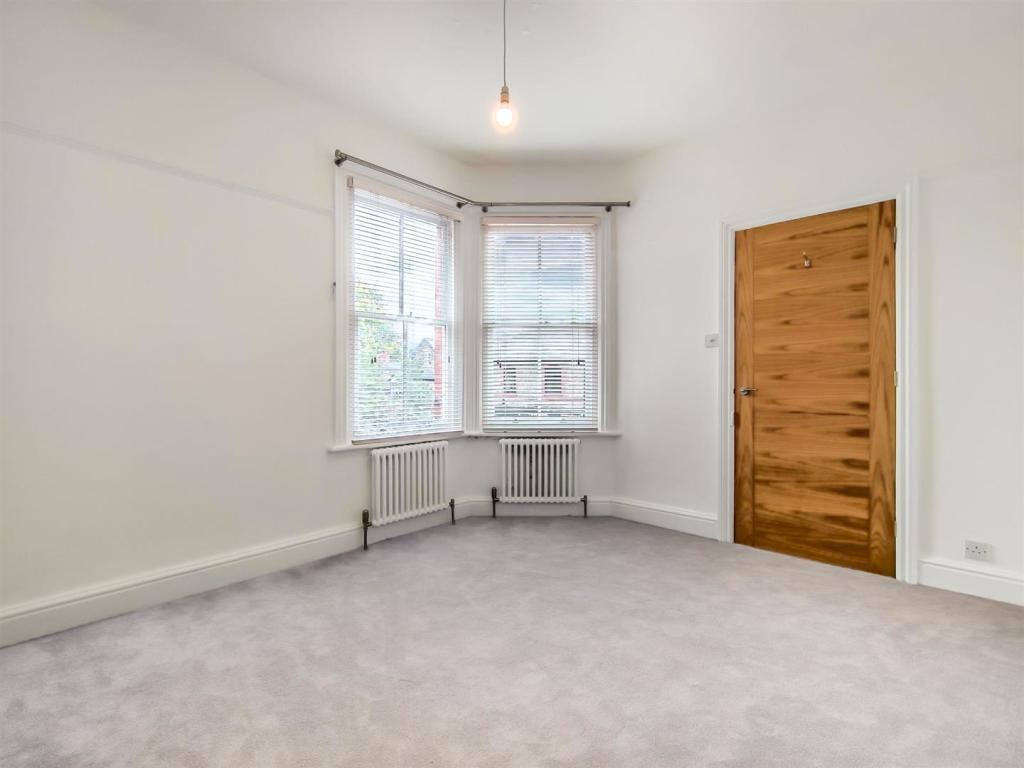 Bedroom 2 Aspect 2