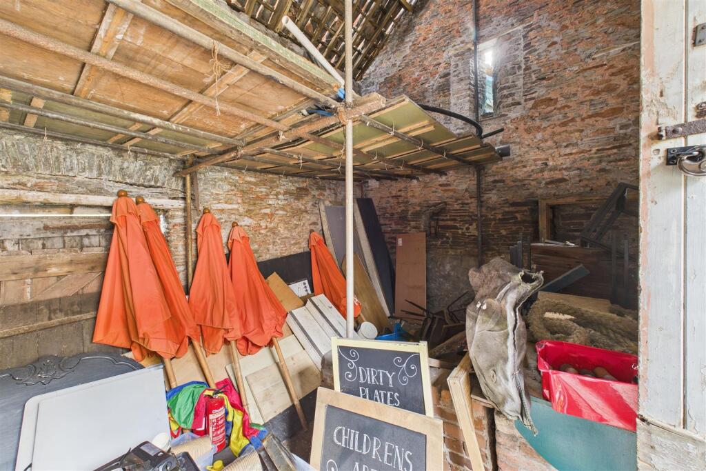 Barn 2b &#64; Bridge Farm, Bell Hill Stapleton, Bristo