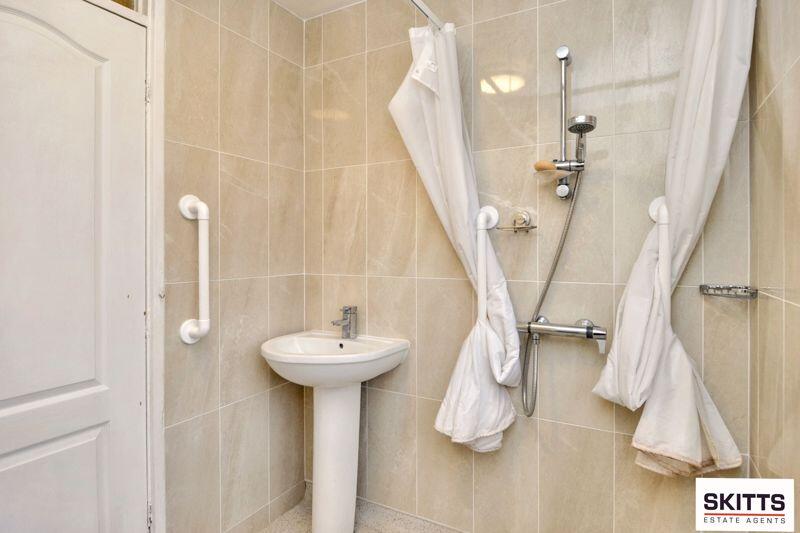 WET ROOM
